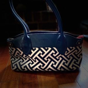 Spartina 449 | Cream & Black Callahan East West Shoulder Bag